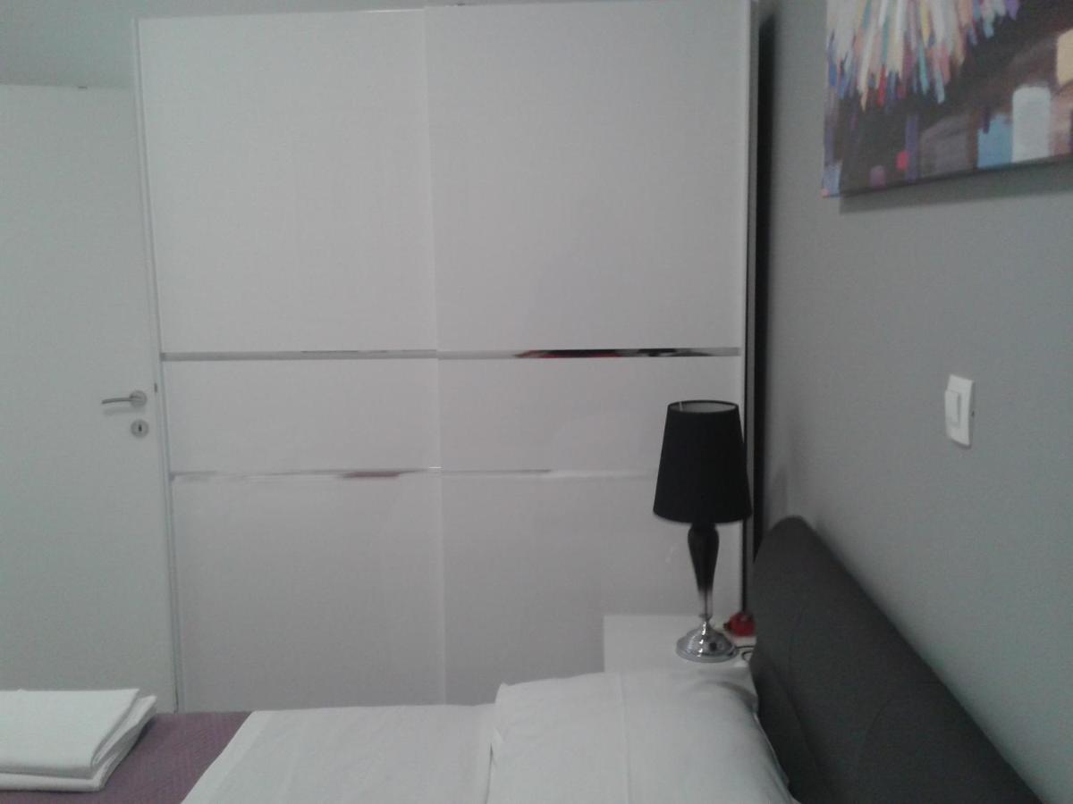 Appartamento Sea View Zara Esterno foto